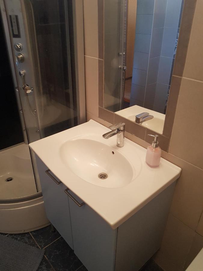 264 Lepes Vendeghaz Hotel ชาร์วาร์ ภายนอก รูปภาพ